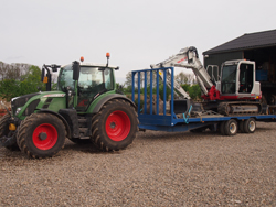 Takeuchi 8 tonner Loonbedrijf Cobben Takeuchi 8 tonner Loonbedrijf Cobben